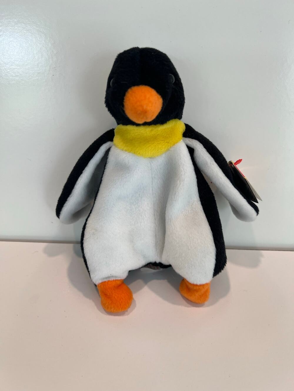 Ty Beanie Baby 1995 Waddle the Penguin P.V.C. Pellets Retired JL
